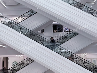 Escalator extérieur